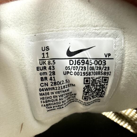 Nike Spark Sneaker Women 11 Athletic Running DJ6945-003 Grey Comfort Neutral - Picture 3 of 9